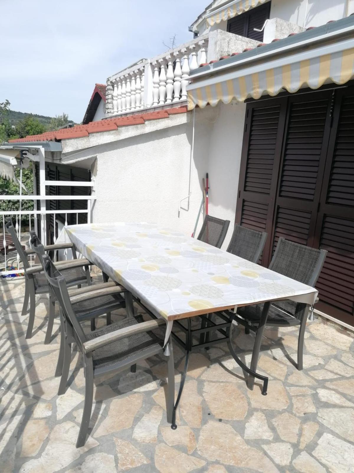 Apartments Villa Julia Trogir Extérieur photo