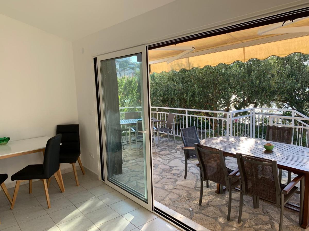 Apartments Villa Julia Trogir Extérieur photo