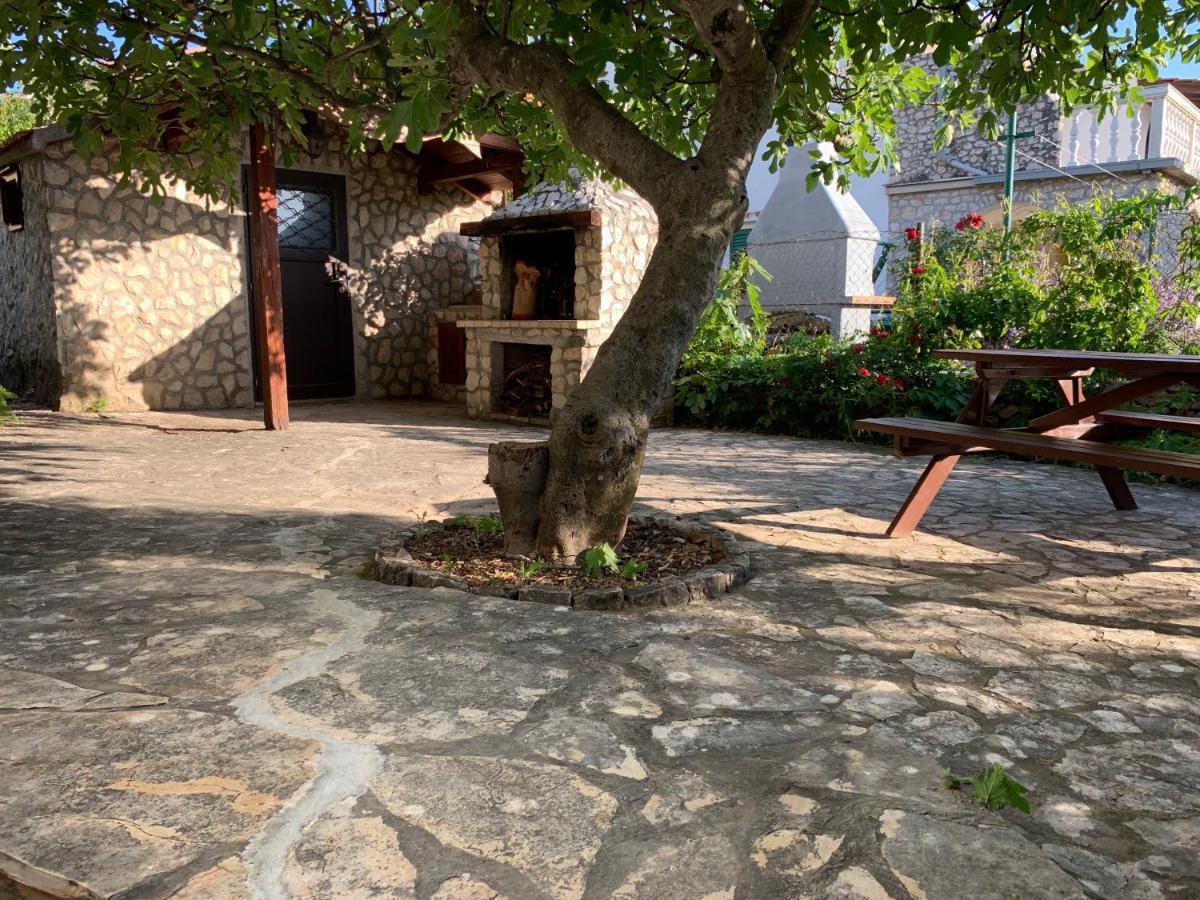 Apartments Villa Julia Trogir Extérieur photo